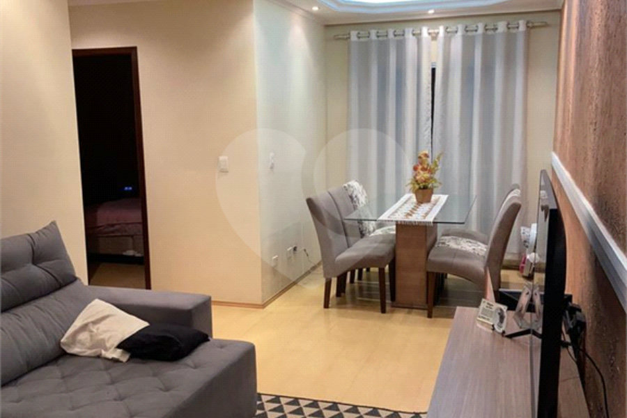 Apartamento à venda com 2 quartos, sendo 1 suíte, em Jardim Dourado, Guarulhos, SP