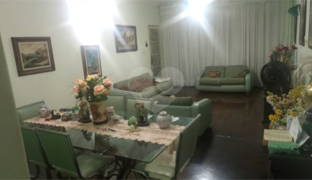 Casa Térrea à venda com 3 quartos, sendo 2 suítes,  em Santa Teresinha, São Paulo, SP