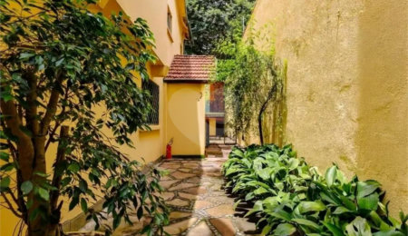 Casa para alugar com 3 suítes em Jardim América, São Paulo, SP