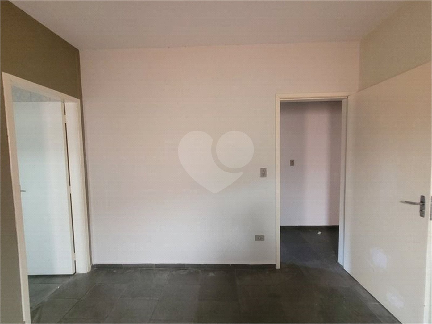 Casa à venda com 3 quartos, sendo 1 suíte, em Vila Vitório Mazzei, São Paulo, SP
