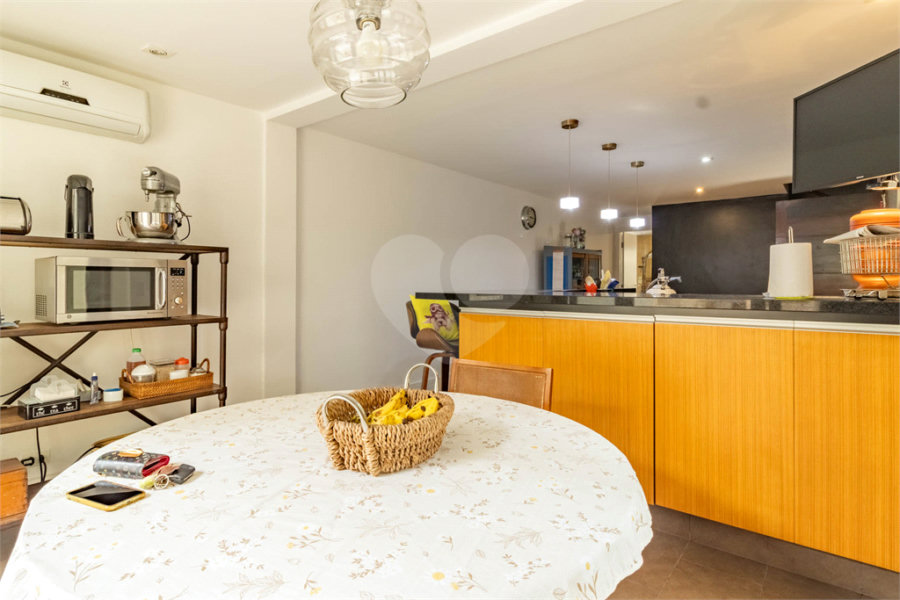 Casa à venda com 3 quartos, sendo 1 suíte, em Jardim Paulistano, São Paulo, SP