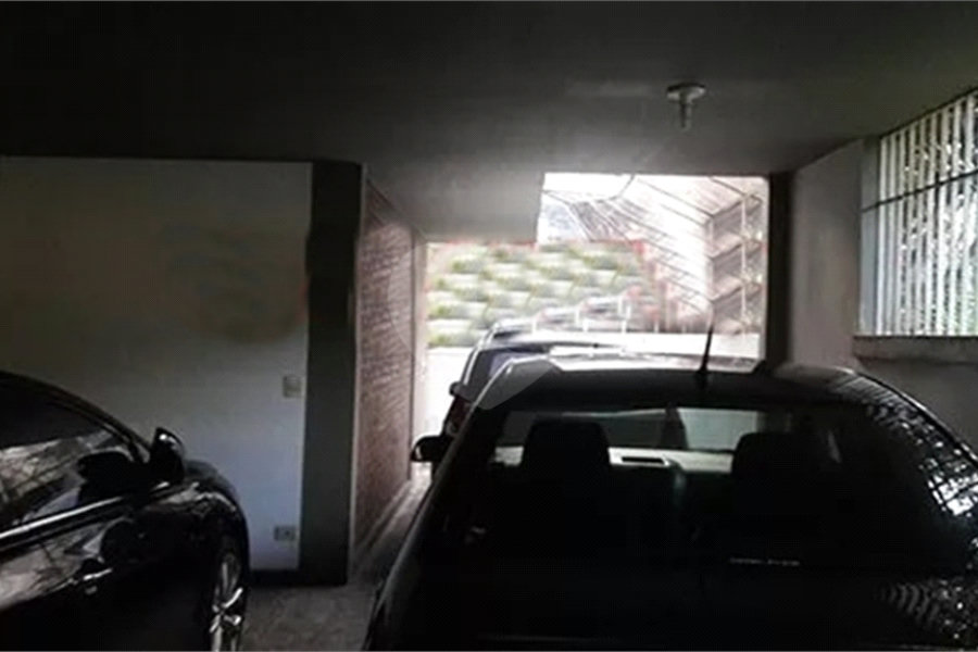 Sobrado à venda com 4 quartos, sendo 1 suíte,  em Parque Novo Mundo, São Paulo, SP