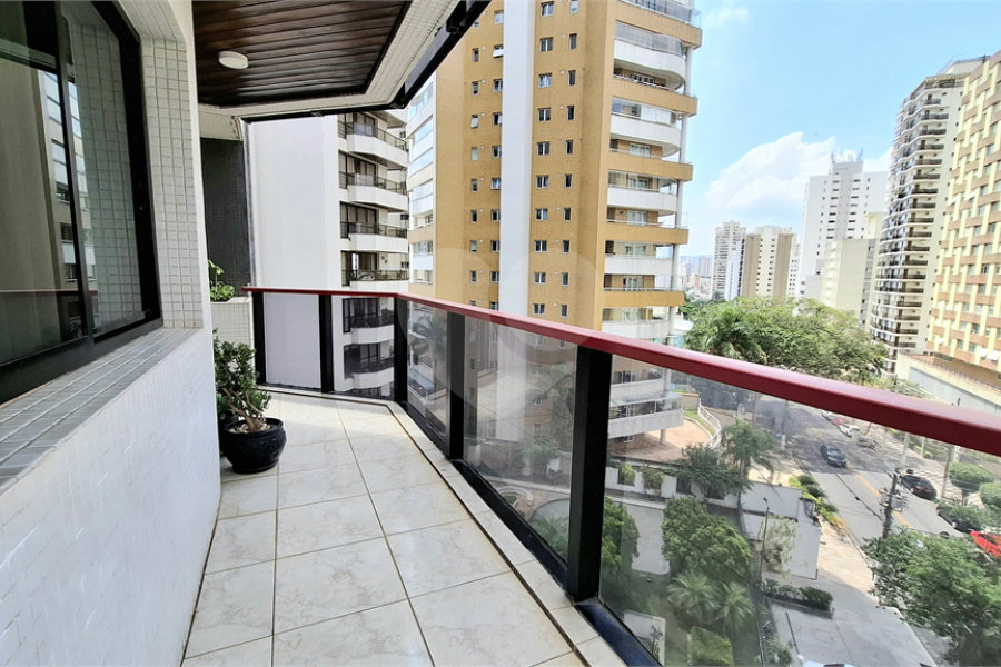 Apartamento à venda com 3 suítes em Santana, São Paulo, SP