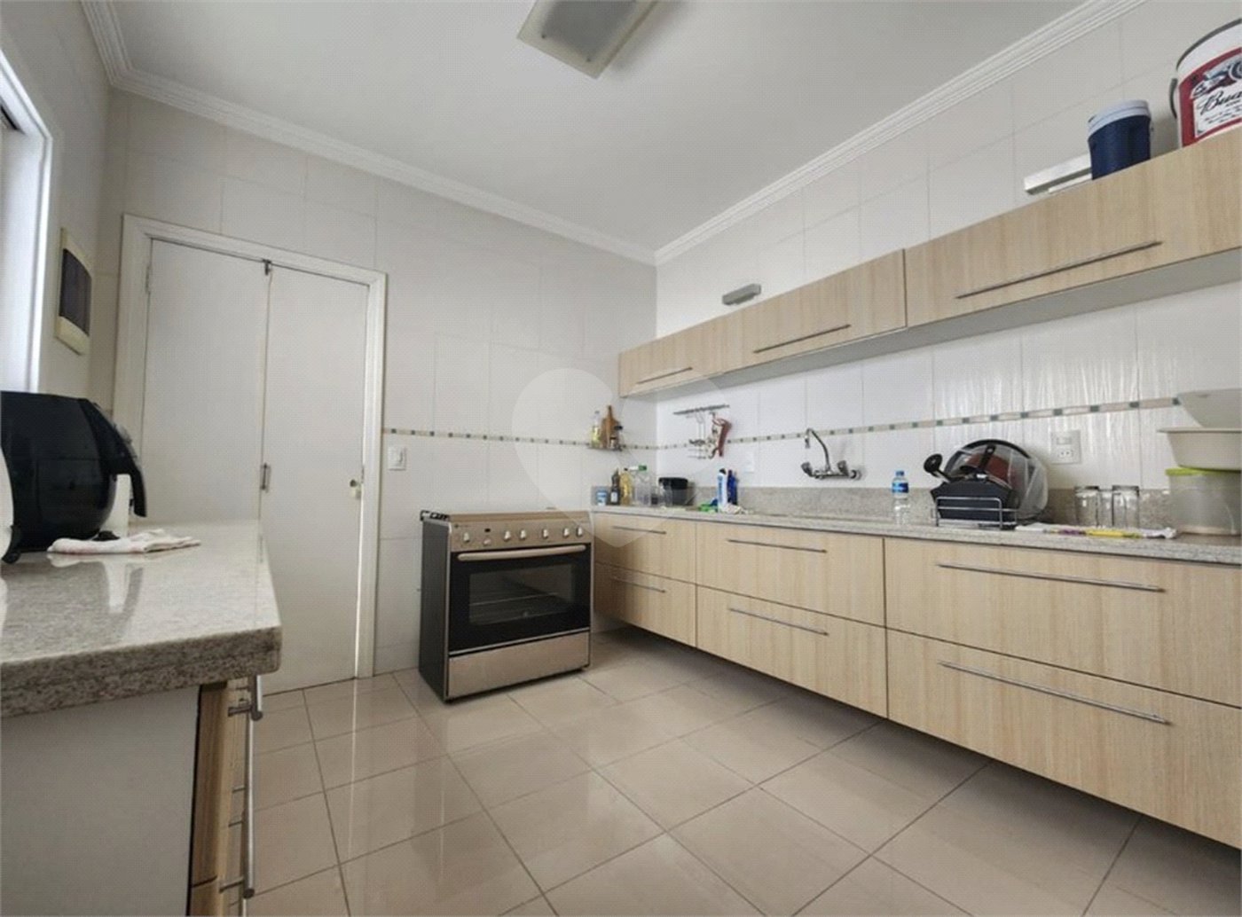 Casa à venda com 3 suítes no condomínio Villagio Di Verona, Vinhedo - SP