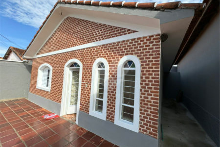 Casa à venda com 3 quartos em Vila Alves, Itapetininga, SP