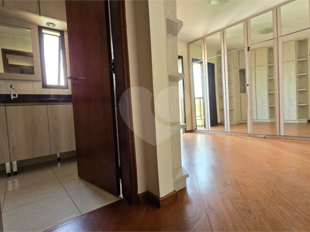 Apartamento à venda com 3 quartos, sendo 1 suíte,  em Freguesia do Ó, São Paulo, SP