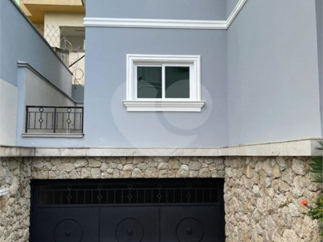 Casa à venda com 3 suítes no condomínio Quinta de Santo Antônio, São Paulo - SP