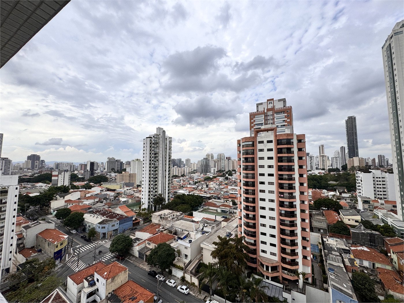 Apartamento à venda com 3 quartos, sendo 1 suíte, em Cidade Mãe do Céu, São Paulo, SP