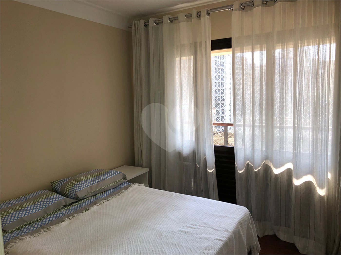 Apartamento à venda ou para alugar com 3 quartos, sendo 1 suíte,  em Jardim Paulista, São Paulo, SP