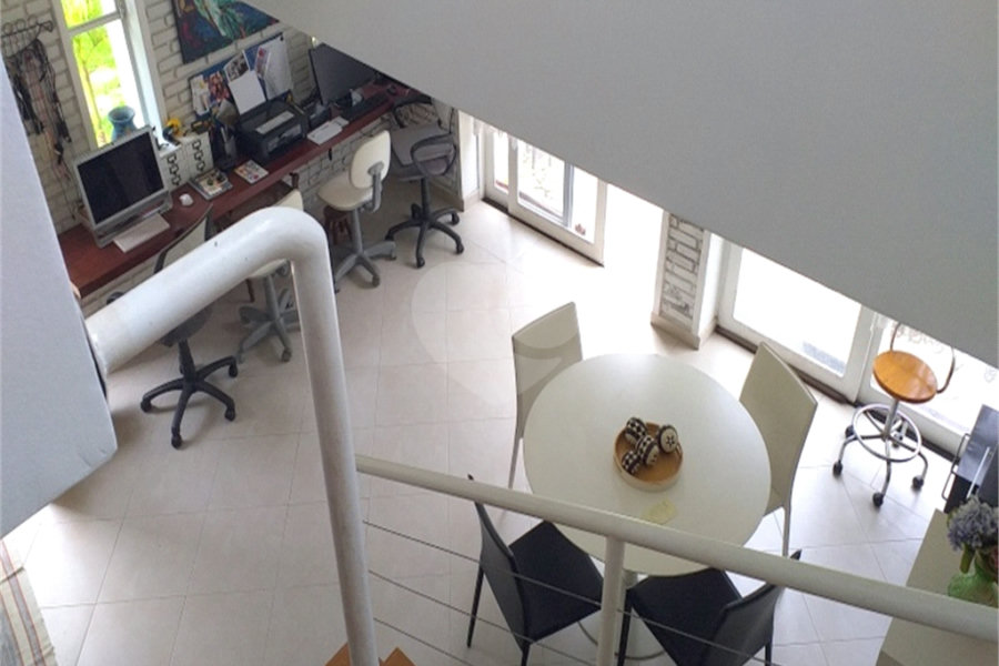Sobrado à venda com 4 quartos, sendo 2 suítes,  em Roseira, Mairiporã, SP