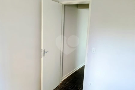 Apartamento à venda com 2 quartos em Vila Vitório Mazzei, São Paulo, SP