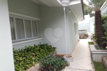 Casa à venda com 4 quartos, sendo 2 suítes,  em Vila Santista, Atibaia, SP