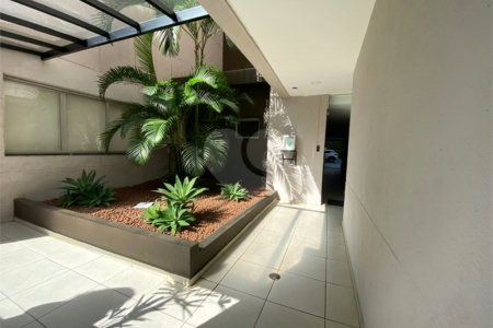 Apartamento à venda com 2 quartos, sendo 1 suíte, em Campo Grande, São Paulo, SP