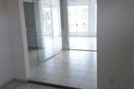 Casa à venda com 3 quartos em Santa Rosa, Vinhedo, SP