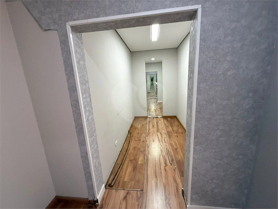 Casa alto padrão condomínio fechado em Atibaia com 4 suítes e ampla área de lazer, espaço gourmet, piscina, 6 vagas garagem
