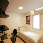 Casa à venda com 3 quartos, sendo 1 suíte, no condomínio Smile View, São Paulo - SP