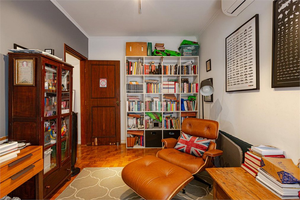 Sobrado à venda com 3 quartos, sendo 1 suíte, em Alto da Boa Vista, São Paulo, SP