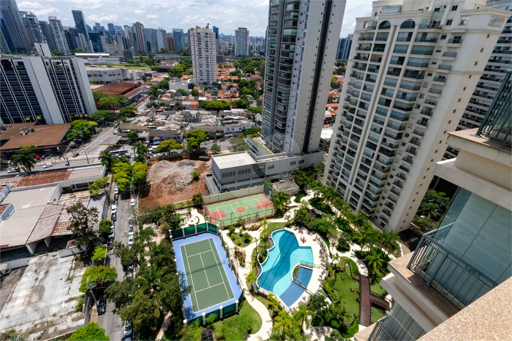 Apartamento à venda com 3 suítes em Brooklin, São Paulo, SP
