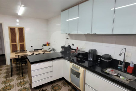 Casa à venda ou para alugar com 3 quartos, sendo 2 suítes, em Alto da Boa Vista, São Paulo, SP