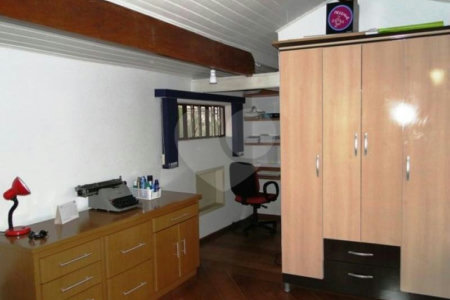 Sobrado à venda com 8 quartos, sendo 2 suítes,  em Santana, São Paulo, SP
