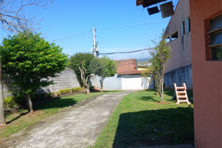 Casa Térrea à venda com 3 quartos, sendo 1 suíte, em Vila Pomar, Mogi das Cruzes, SP