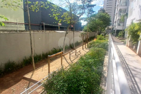 Apartamento para alugar com 2 quartos, sendo 1 suíte, em Vila Anastácio, São Paulo, SP