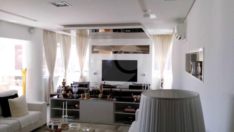 Apartamento à venda com 3 suítes em Morumbi, São Paulo, SP