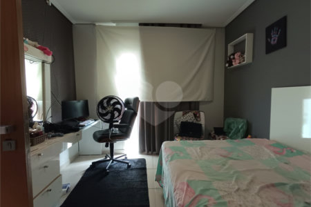 Casa à venda com 4 quartos, sendo 2 suítes, em Parque Jataí, Votorantim, SP
