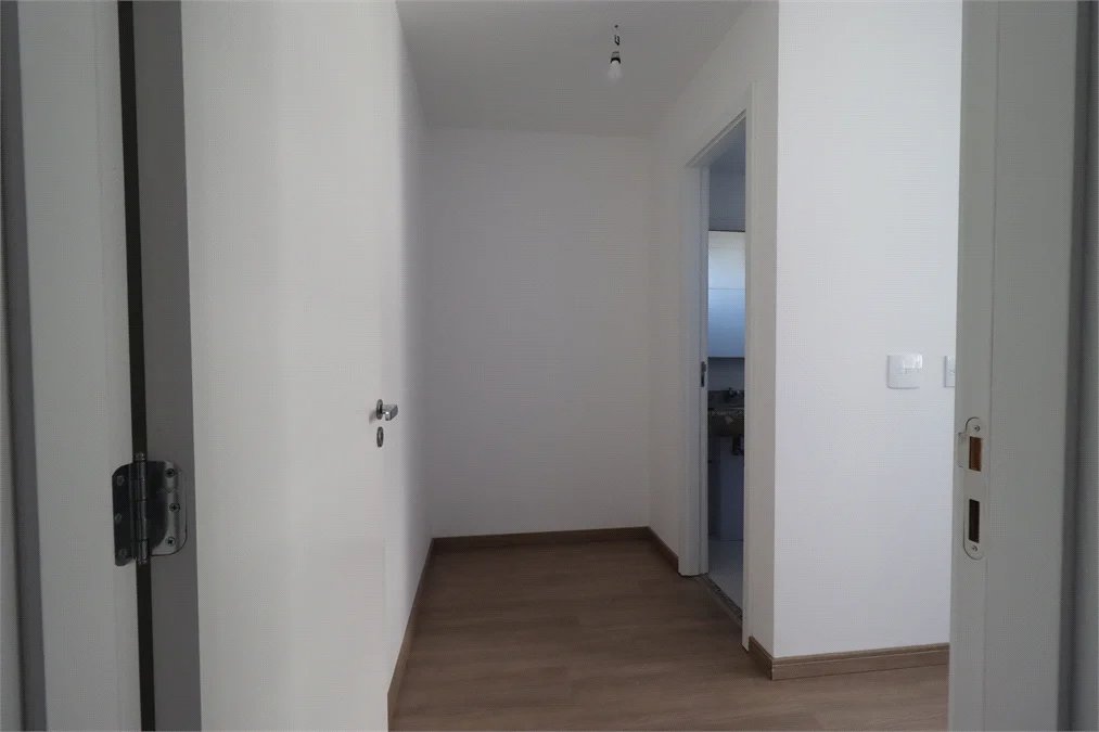 Apartamento à venda com 3 quartos, sendo 1 suíte, em Vila Anastácio, São Paulo, SP