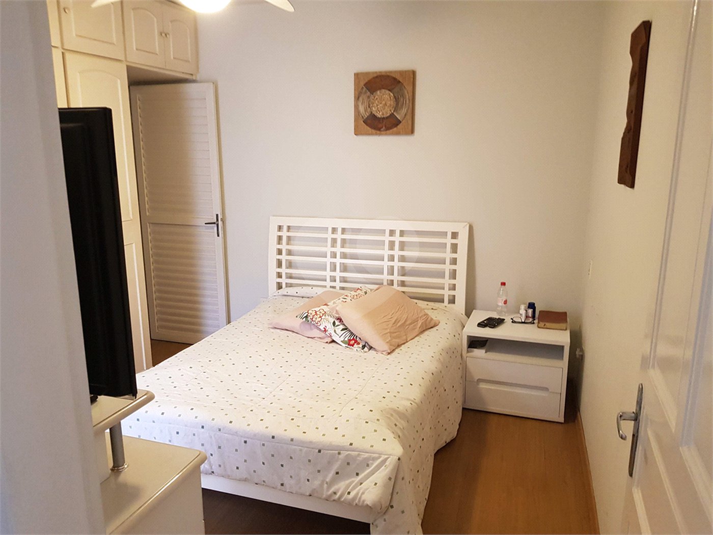 Casa à venda com 3 quartos, sendo 1 suíte, em Jardim Hípico, São Paulo, SP