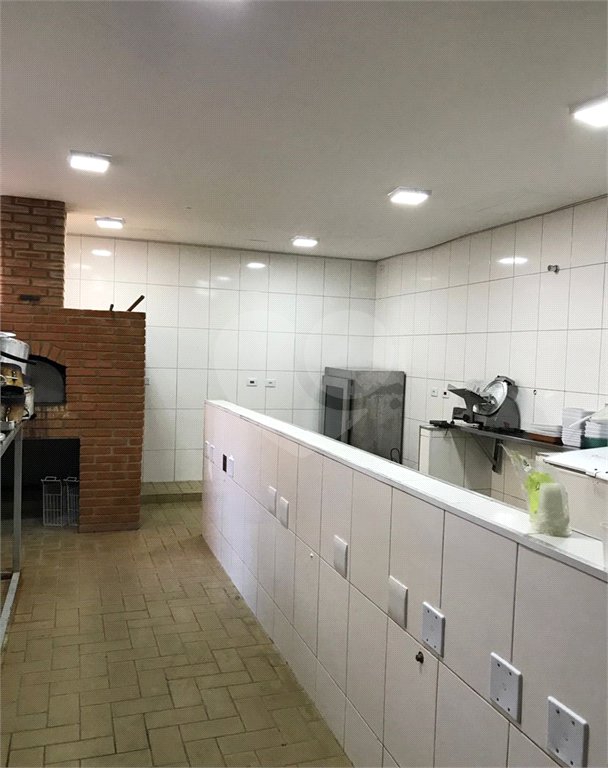 Sobrado à venda com 12 quartos em Freguesia do Ó, São Paulo, SP
