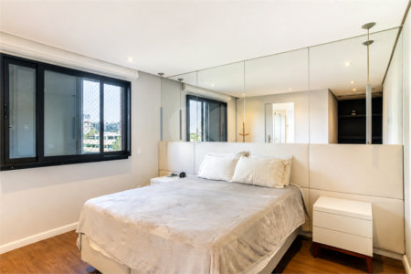 Apartamento à venda com 3 suítes em Granja Julieta, São Paulo, SP