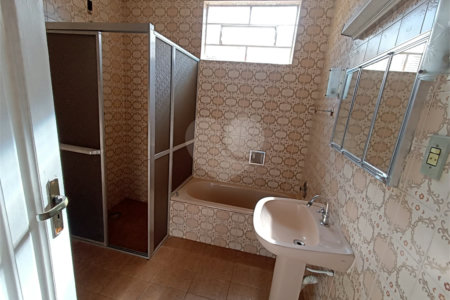 Casa à venda com 3 quartos, sendo 2 suítes,  no Centro, Itapetininga, SP