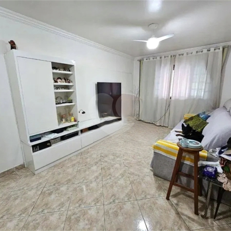 Sobrado à venda com 3 quartos, sendo 1 suíte, em Jardim Monte Kemel, São Paulo, SP