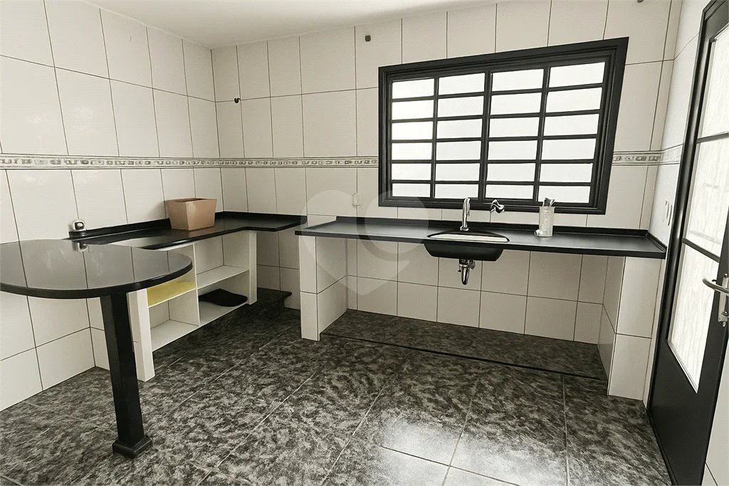 Casa à venda com 3 quartos, sendo 1 suíte, em Conjunto Residencial Vista Verde, São Paulo, SP