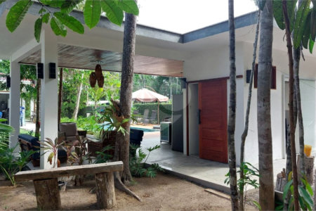 Casa à venda com 2 quartos, sendo 1 suíte, no Centro, Santa Cruz Cabrália, BA