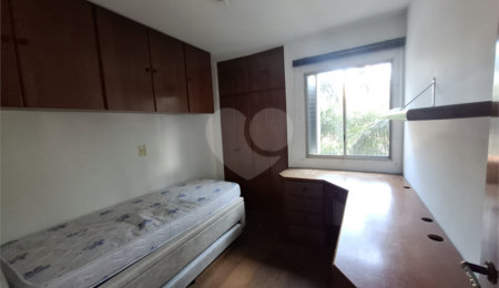 Apartamento à venda com 3 quartos, sendo 1 suíte,  em Jardim Marajoara, São Paulo, SP