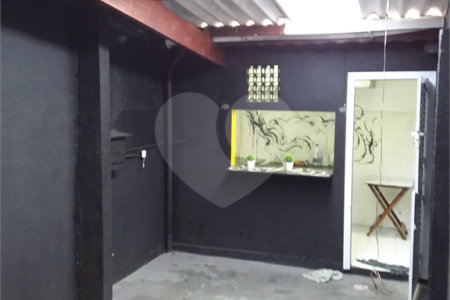 Sobrado à venda com 3 quartos em Moema, São Paulo, SP