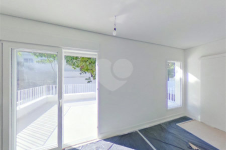 Casa à venda com 4 quartos, sendo 3 suítes,  em Jardim Marajoara, São Paulo, SP