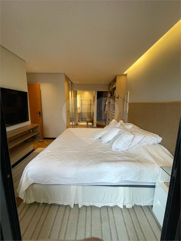 Apartamento à venda com 4 quartos, sendo 3 suítes,  em Ipiranga, São Paulo, SP