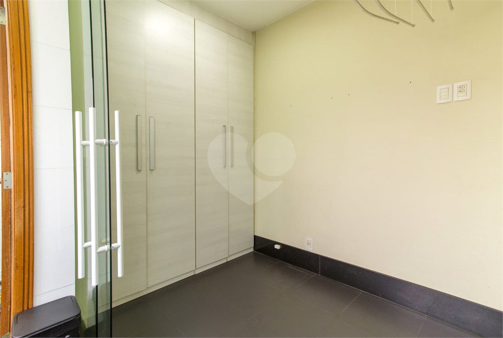 Apartamento à venda com 4 quartos, sendo 1 suíte,  em Tijuca, Rio de Janeiro, RJ