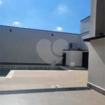 Casa à venda com 3 quartos, sendo 1 suíte, no condomínio Residencial Villagio Wanel, Sorocaba - SP