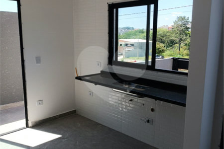 Casa à venda com 3 quartos, sendo 1 suíte, no condomínio Residencial Jardins da Catalunha, Atibaia - SP