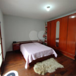 Casa à venda com 3 quartos, sendo 1 suíte, em Jardim Leocádia, Sorocaba, SP