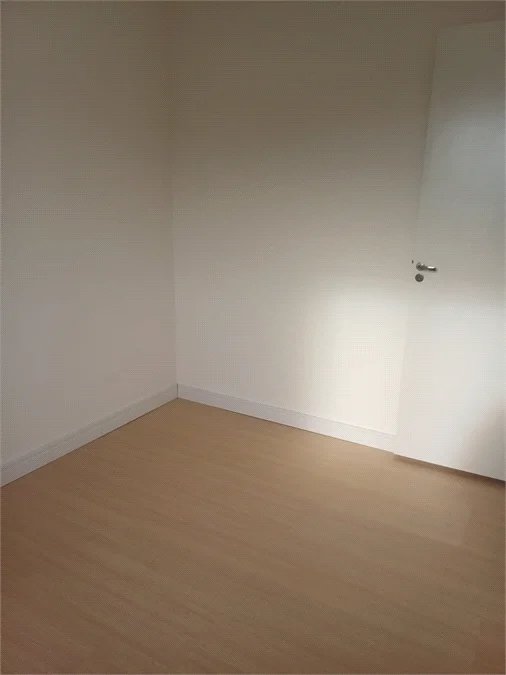 Apartamento à venda com 2 quartos em Lageado, Cotia, SP