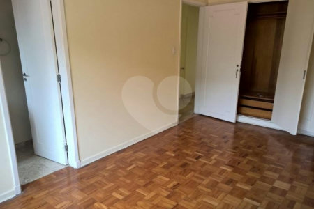 Sobrado à venda com 3 quartos, sendo 1 suíte,  em Planalto Paulista, São Paulo, SP