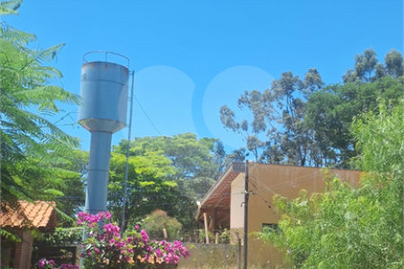 Chácara à venda com 3 quartos, sendo 1 suíte, em Chácara Flora Araraquara, Araraquara, SP