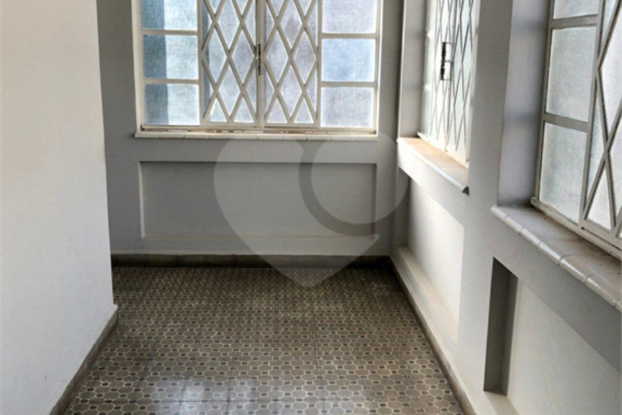 Casa à venda com 10 quartos em Santana, São Paulo, SP