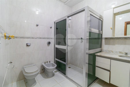 Casa à venda com 4 quartos, sendo 2 suítes, em Ipiranga, São Paulo, SP