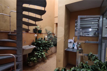 Sobrado à venda ou para alugar com 5 quartos, sendo 1 suíte, em Vila Parque Jabaquara, São Paulo, SP